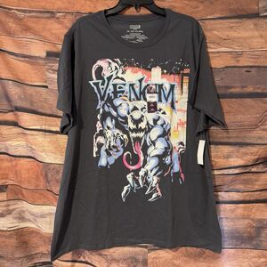 Marvel Venom Shirt Mens 2XL City In Flames Graphic Tee Charcoal Grey NWT New